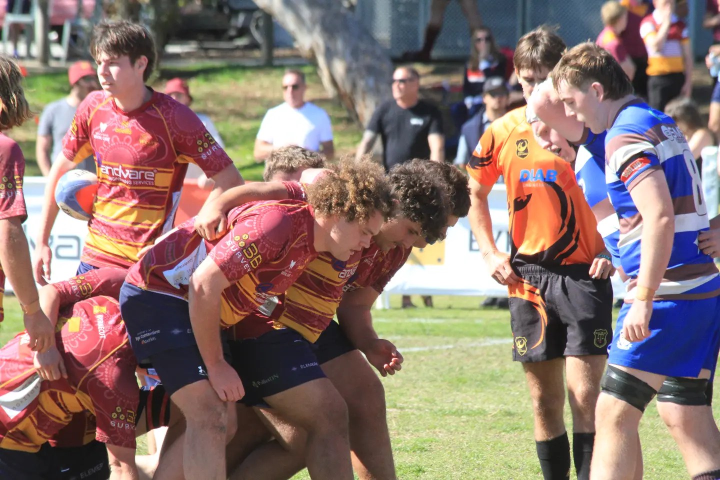 Wests Colts pack down for a scrum